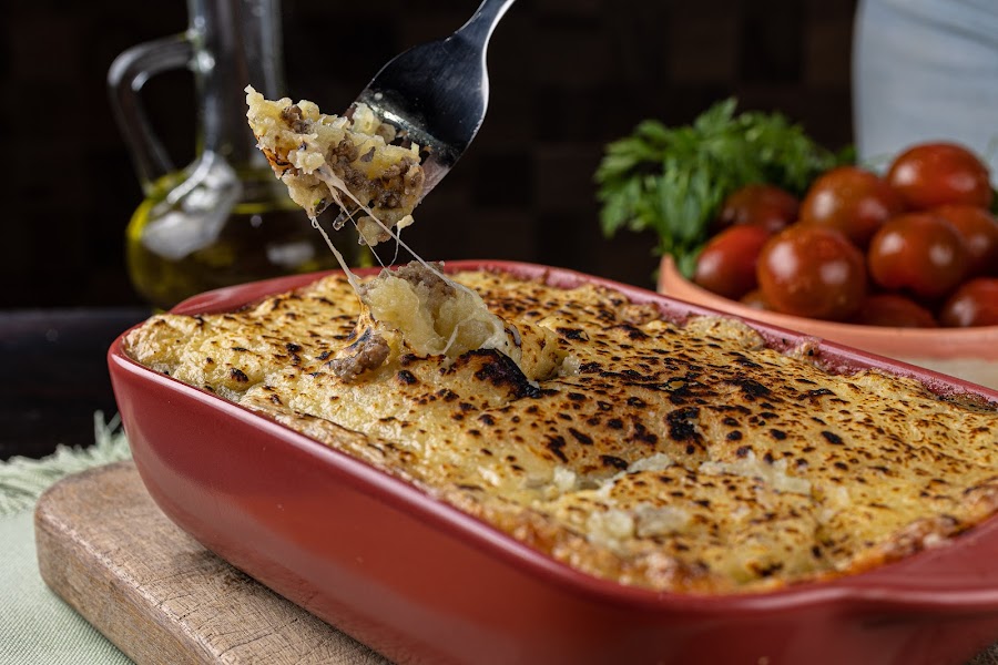  <b>Escondidinho de batata doce com carne moída</b> <br/>Ingredientes: Escondidinho de batata doce com carne moída. [+R$ 27,85]